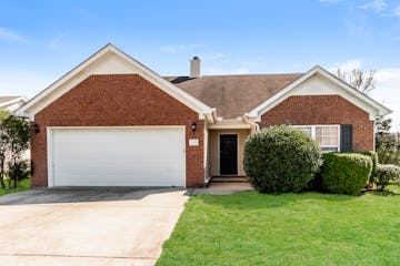 223 Neal Ave Smyrna, TN 37167